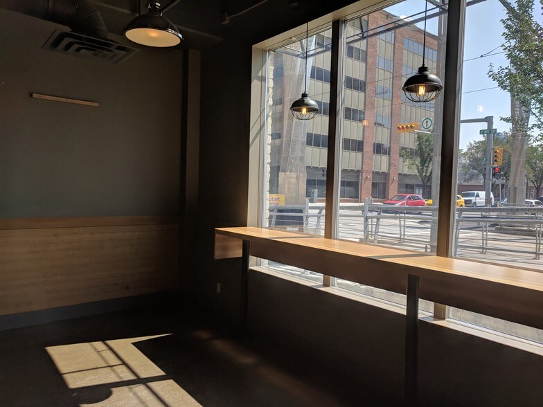 More Photos Of 683 10th St SW, Calgary Apartments For Sale