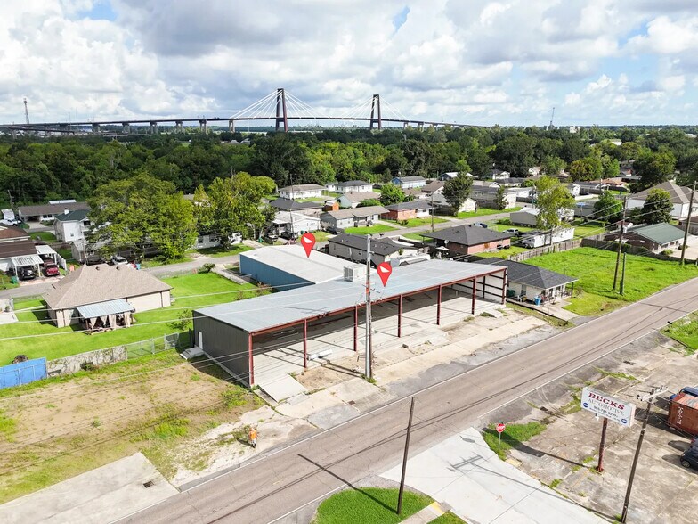More Photos Of 760 Paul Maillard Rd, Luling Warehouse For Sale