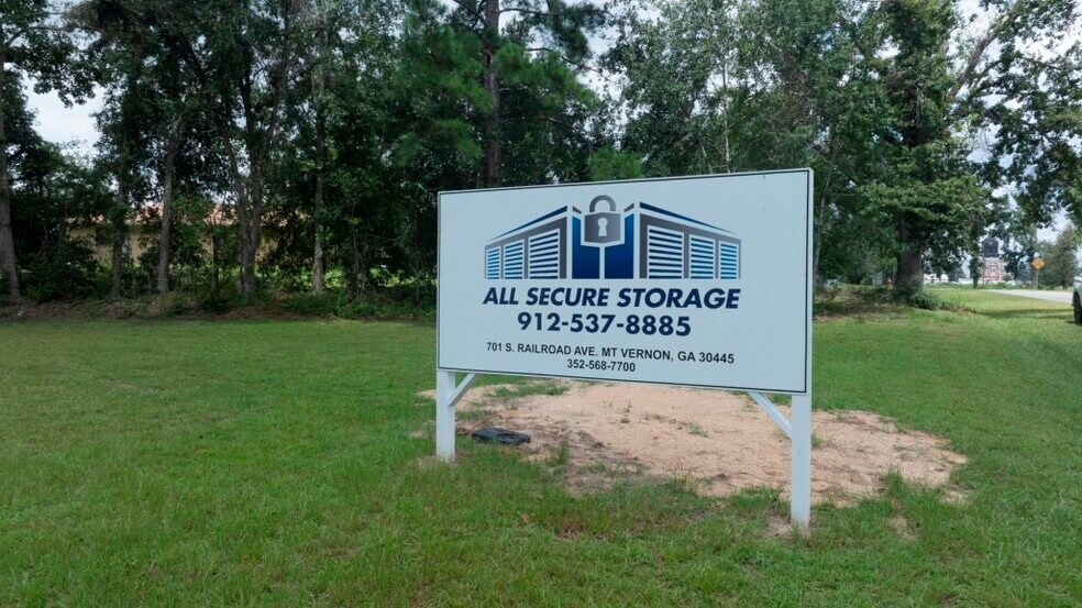 More Photos Of 401 N Railroad Ave, Mount Vernon Self Storage For Sale