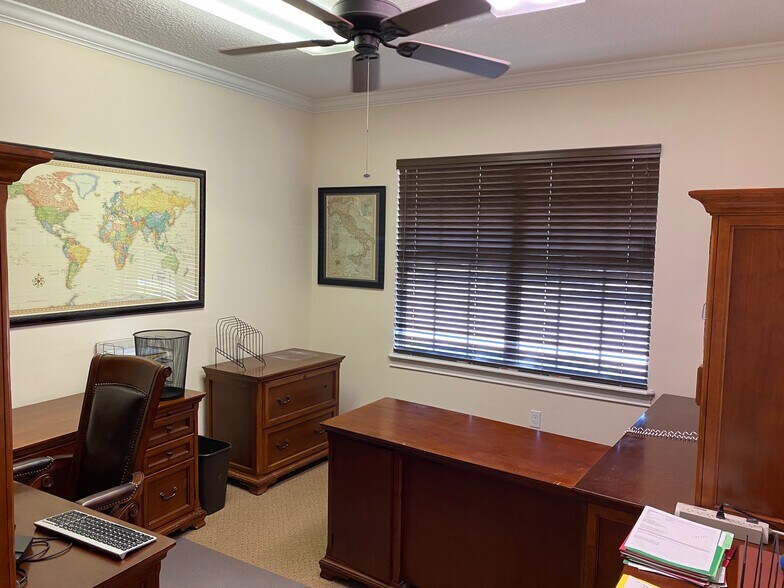 More Photos Of 6817 Southpoint Pky, Jacksonville Unknown For Lease