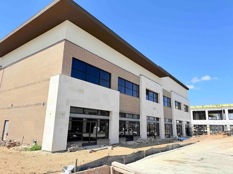 More Photos Of 11005 Preston Road, Frisco Medical For Lease