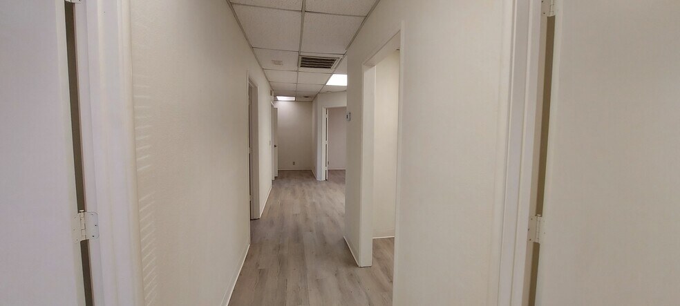 More Photos Of 367 Del Norte Ave, Yuba City Office For Lease