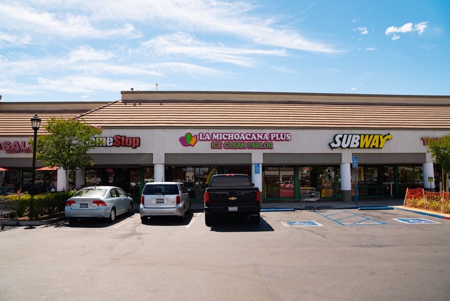 More Photos Of 6801-7131 Eastern Ave, Bell Gardens Unknown For Lease