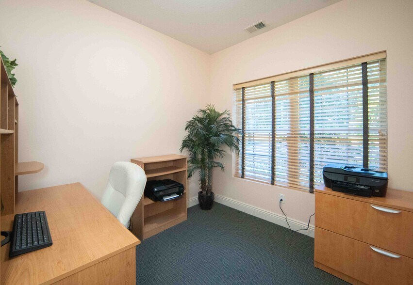 More Photos Of 3375 Blackmore Rd, Perry Light Manufacturing For Sale