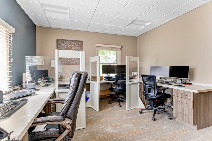 More Photos Of 69 Monroe Ave, Pittsford Office For Lease