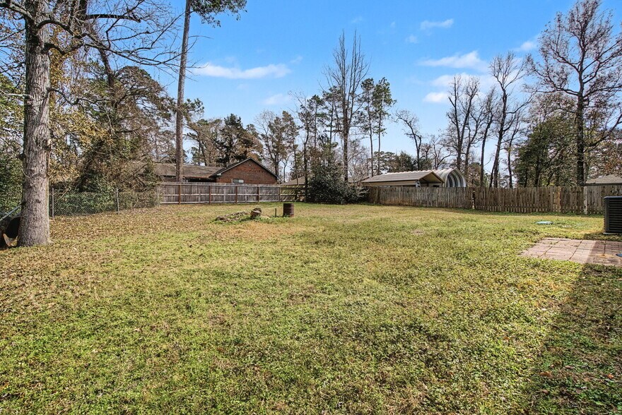 More Photos Of 9882 FM 149 Rd, Montgomery Flex For Sale