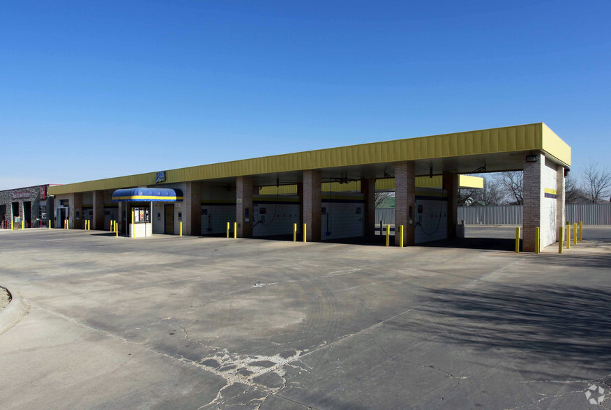 Primary Photo Of 800 N Eastern Ave, Moore Carwash For Sale