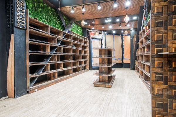 More Photos Of 233 W 125th St, New York Hotel For Lease