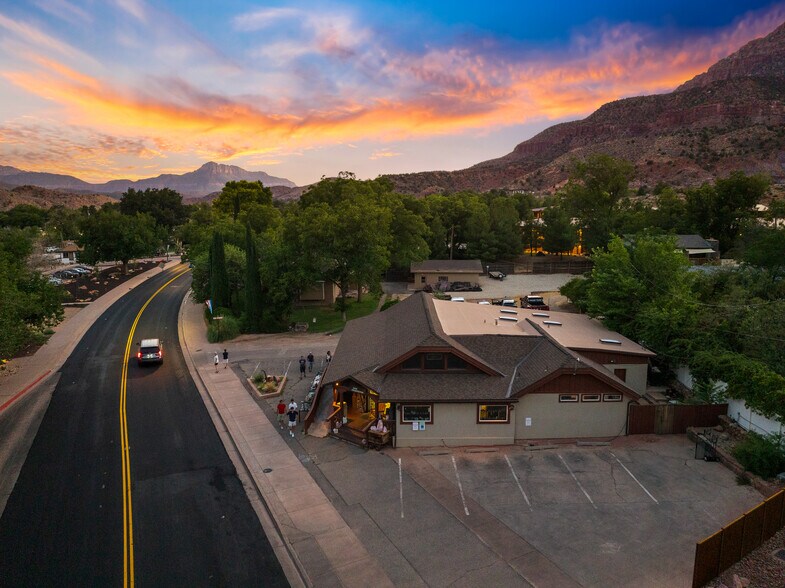 More Photos Of 694 Zion Park Blvd, Springdale Storefront Retail Residential For Sale