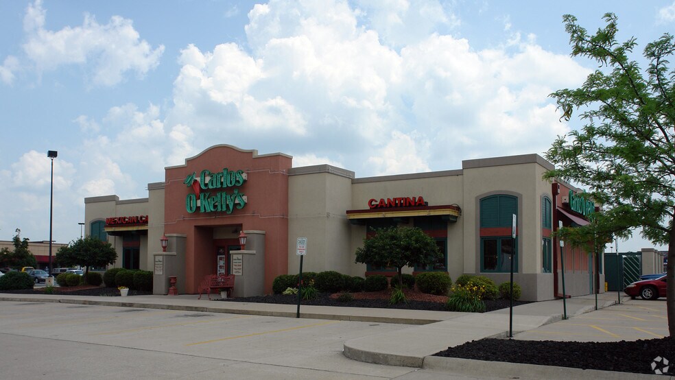 More Photos Of 3820-3900 44th Ave, Moline Unknown For Lease