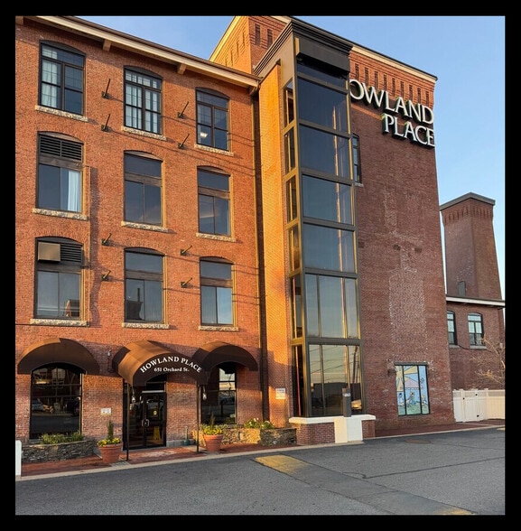 More Photos Of 651 Orchard St, New Bedford Loft Creative Space For Lease