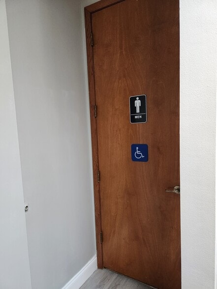 More Photos Of 5100 W Copans Rd, Margate Office For Lease