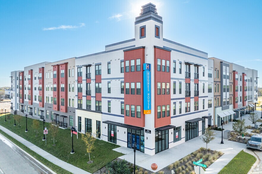 Primary Photo Of 4830 E Rosedale St, Fort Worth Apartments For Lease