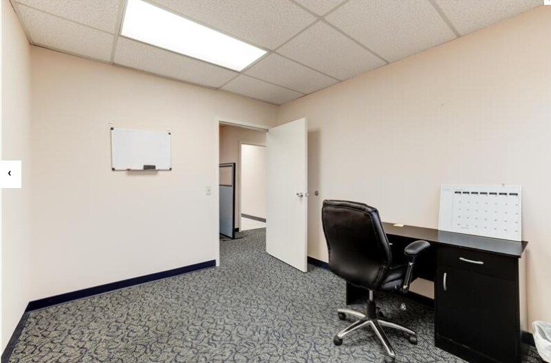 More Photos Of 171 Elden St, Herndon Medical For Sale