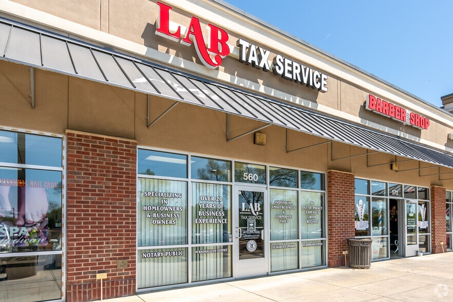 More Photos Of 1025 Veterans Memorial Hwy SE, Mableton Unknown For Lease
