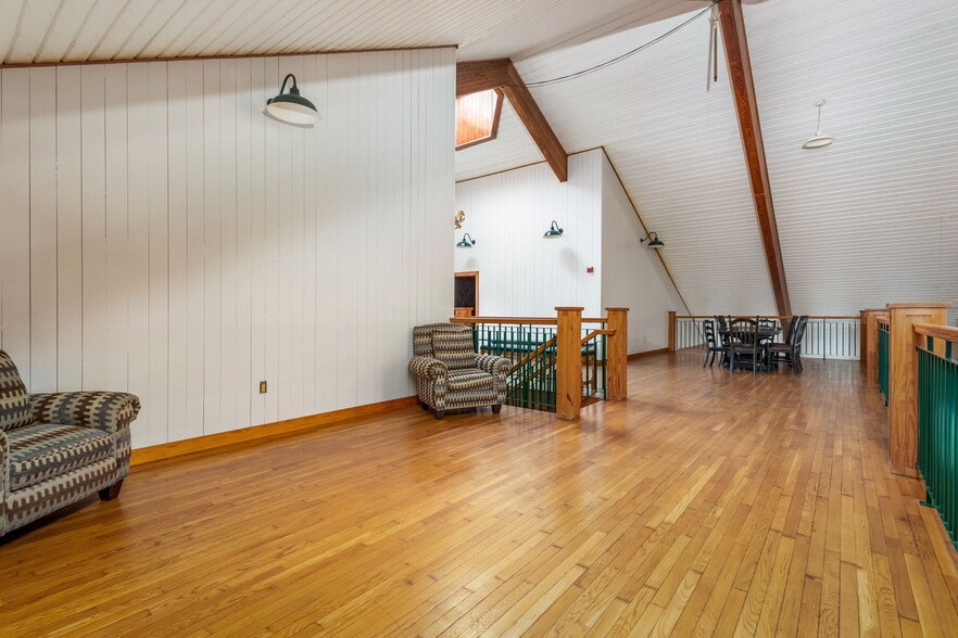 More Photos Of 12298 Croton Rd, Croton Specialty For Sale