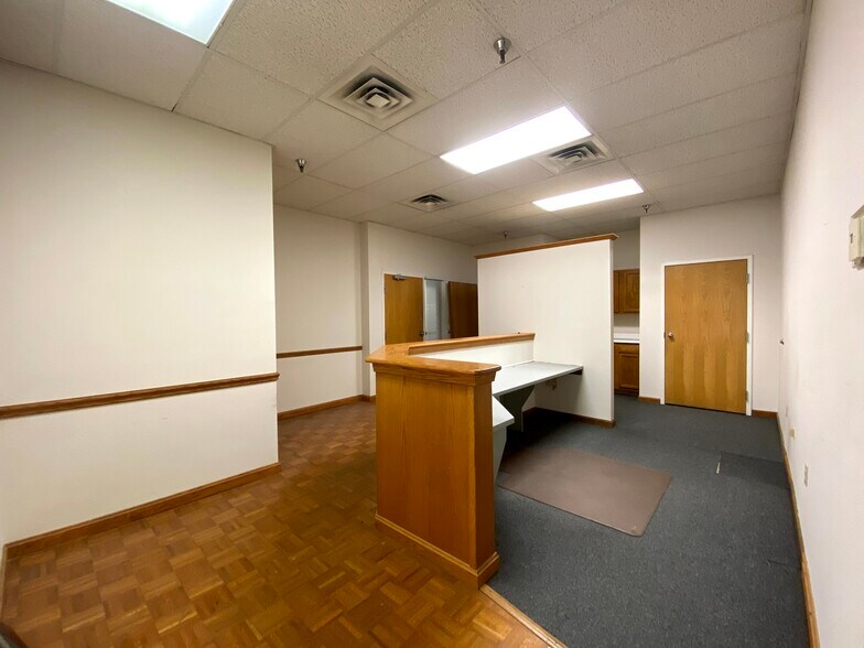 More Photos Of 208-210 Grant St, Pittsburgh Medical For Lease