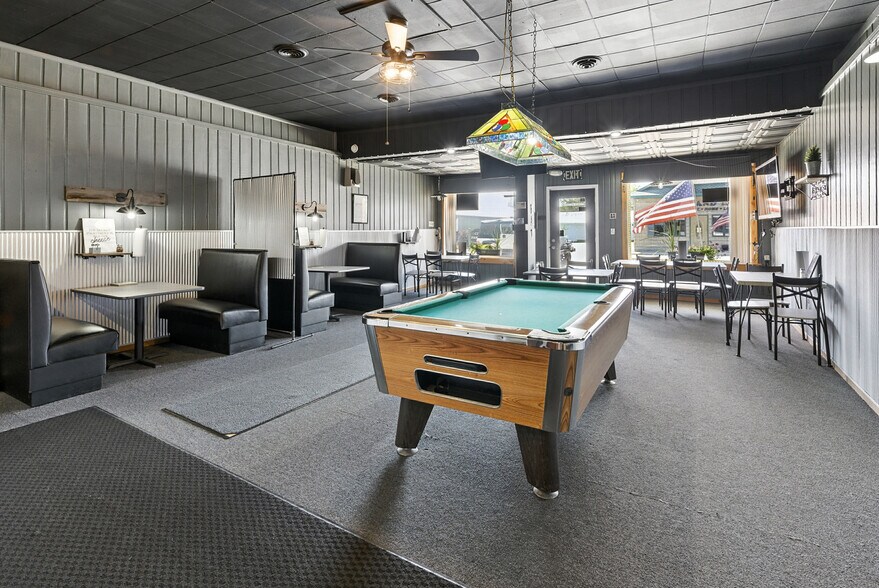 More Photos Of 111 E Main St, Rose City Restaurant For Sale