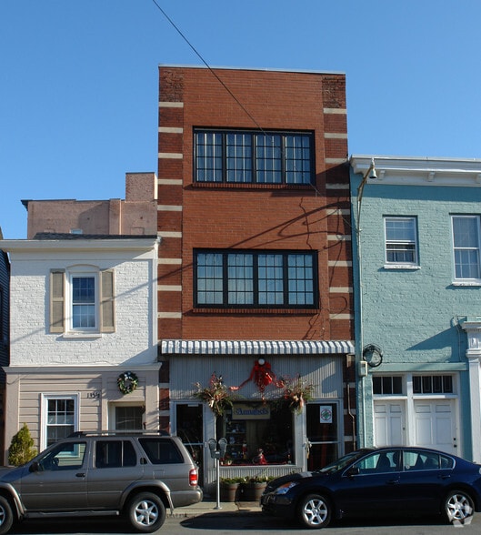 More Photos Of 137 S Ferry St, Schenectady Storefront Retail Residential For Lease