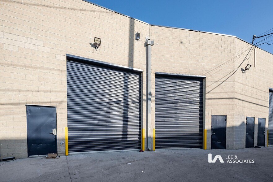 More Photos Of 620 W 16th St, Long Beach Warehouse For Lease