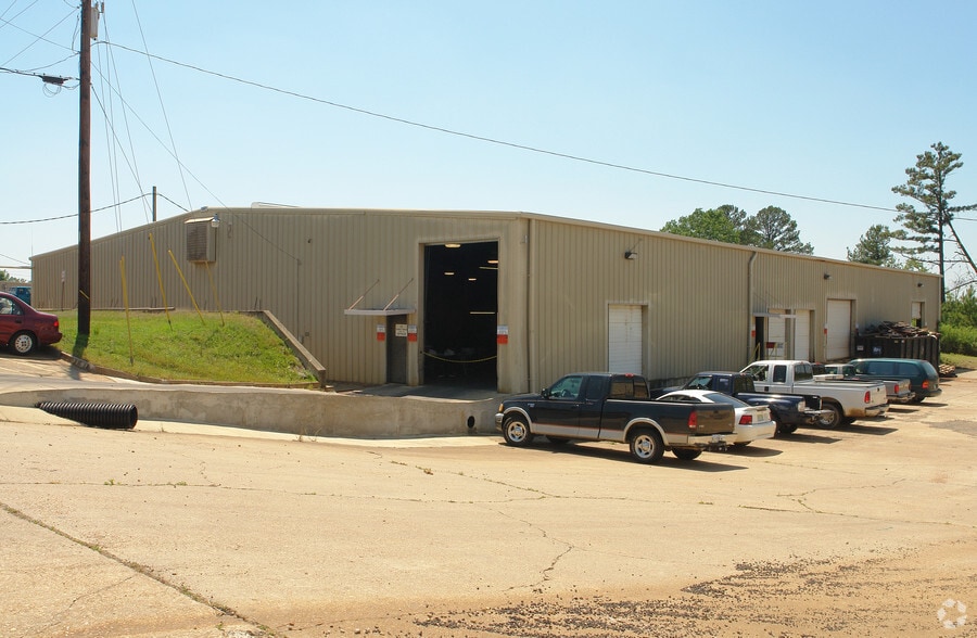 More Photos Of 5000 Highway 80 E, Pearl Warehouse For Lease