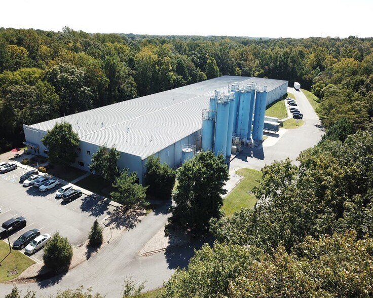 More Photos Of 3518 Dillon Rd, Jamestown Manufacturing For Sale