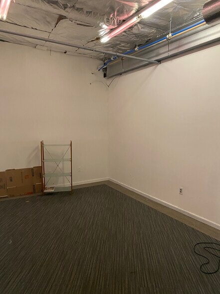 More Photos Of 1275 Bloomfield Ave, Fairfield Warehouse For Lease