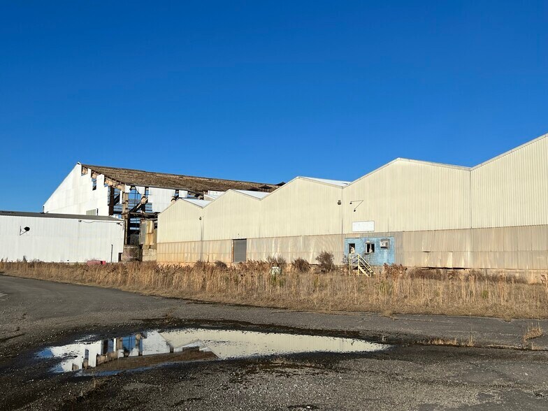 More Photos Of 1762 Goosepond Dr, Scottsboro Warehouse For Sale