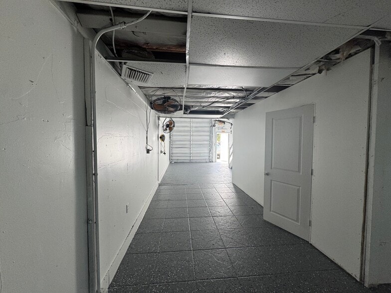 More Photos Of 3056 S State Road 7, Miramar Warehouse For Sale