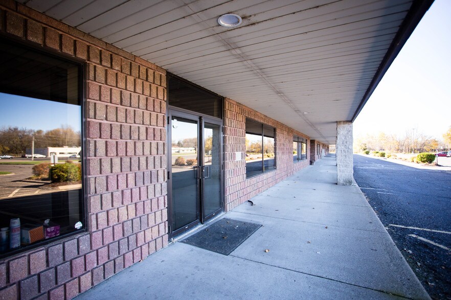 More Photos Of 5900-6010 NW 167th Ave, Ramsey Storefront Retail Office For Sale