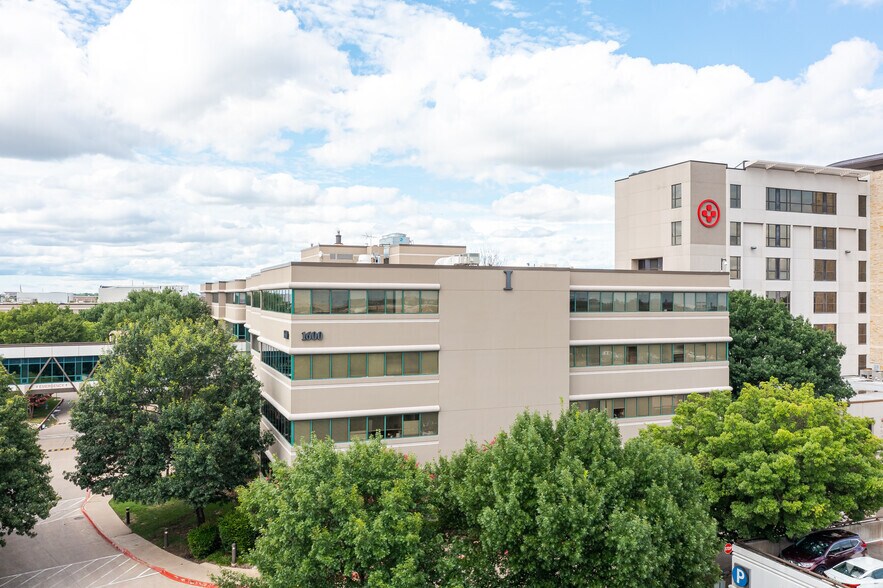 More Photos Of 1600 Coit Rd, Plano Medical For Lease