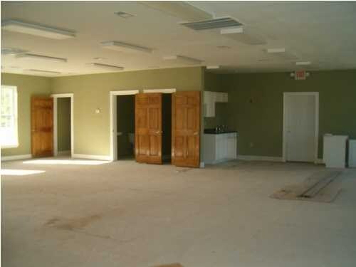 More Photos Of 3618 Ashley Phosphate Rd, North Charleston Office For Lease