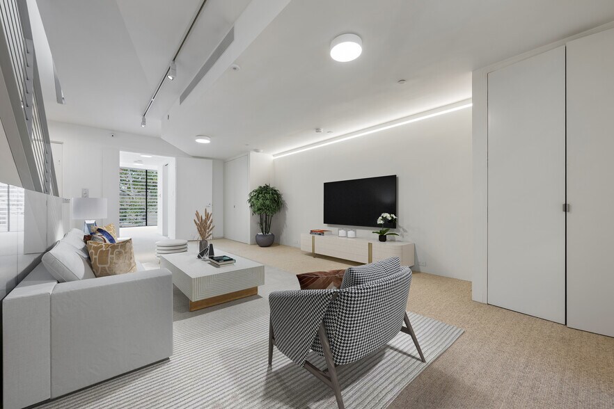 More Photos Of 162 E 64th St, New York Office Residential For Lease