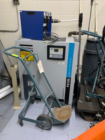 More Photos Of 22 Laurel St, Leominster Warehouse For Sale