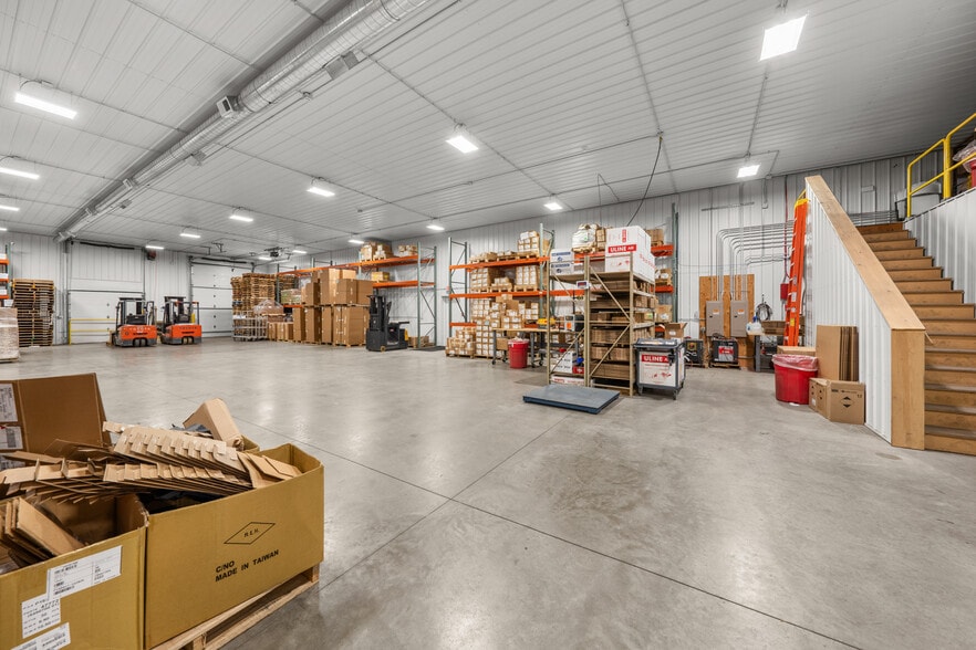 More Photos Of 6202 402nd St, North Branch Manufacturing For Sale