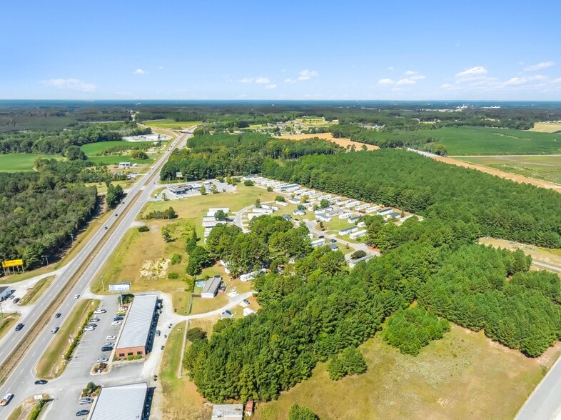 More Photos Of 2022 Keith Ln, Selma Manufactured Housing Mobile Home Park For Sale