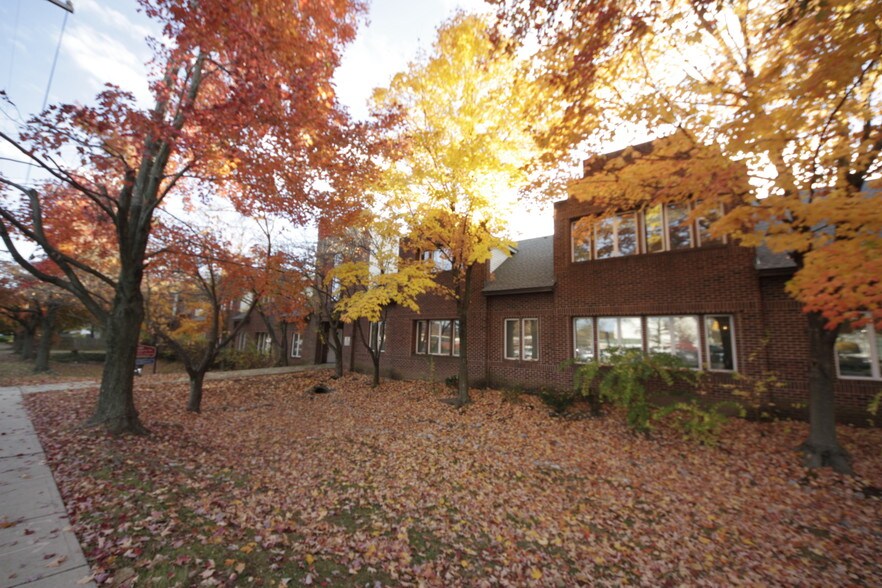 More Photos Of 330 N Harrison St, Princeton Medical For Lease