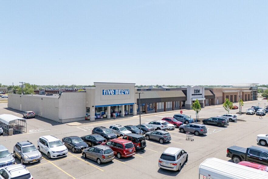 More Photos Of 3040-3056 Sheridan Dr, Amherst Storefront For Lease