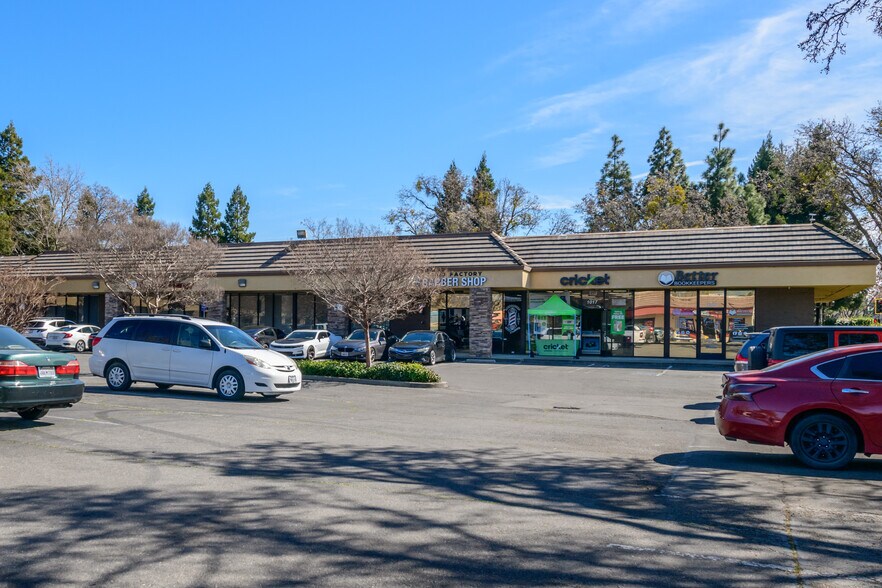 More Photos Of 951-991 Alamo Dr, Vacaville General Retail For Sale