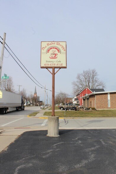 More Photos Of 511 E Main St, Saint Henry Freestanding For Sale