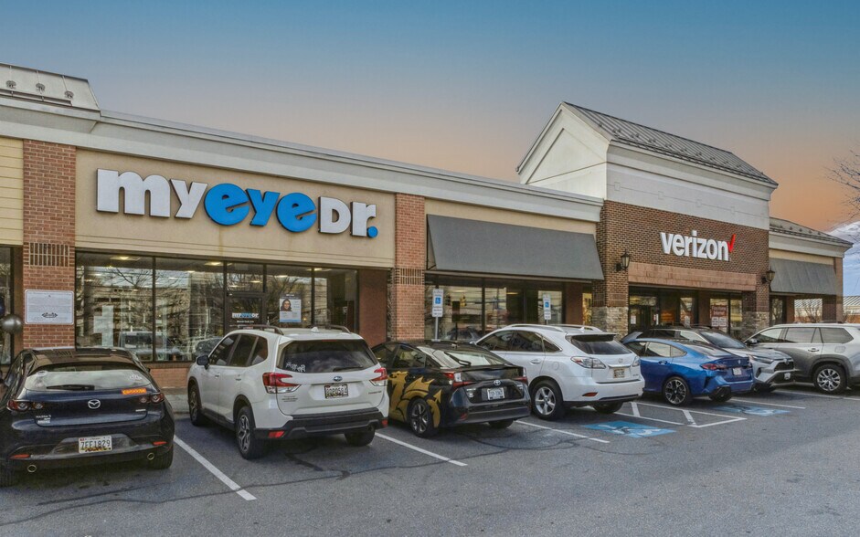 More Photos Of 1701-1765 Rockville Pike, Rockville Storefront Retail Office For Lease