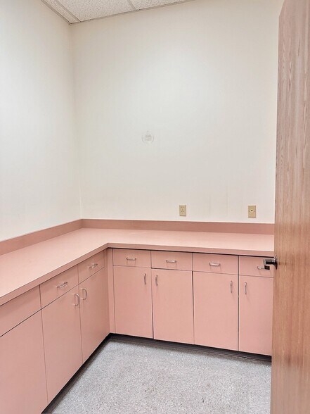 More Photos Of 18617 Gale Ave, City Of Industry Medical For Lease