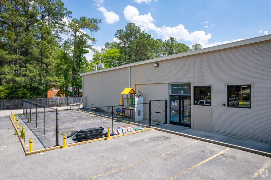 More Photos Of 105-212 N Fairview Rd, Rocky Mount Unknown For Lease