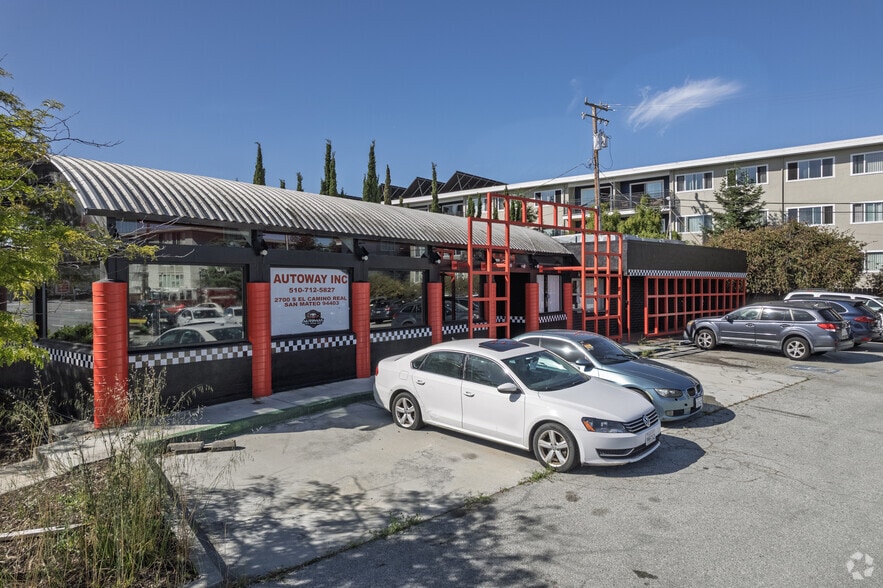 More Photos Of 2700 S El Camino Real, San Mateo Apartments For Sale