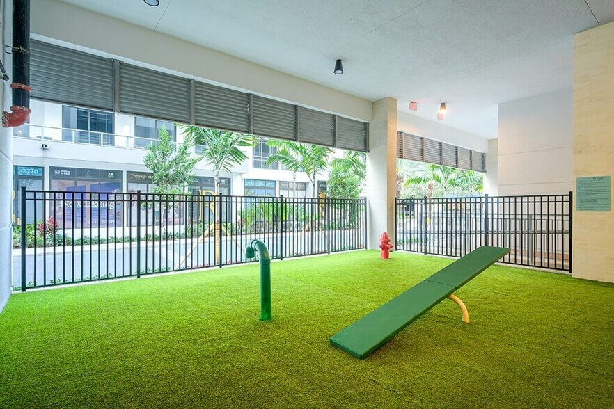 More Photos Of 150 SE 3rd Ave, Fort Lauderdale Apartments For Lease