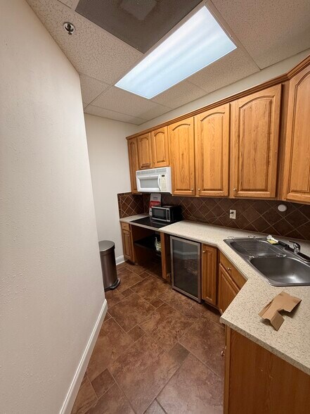 More Photos Of 739 Justin Rd, Rockwall Office For Lease