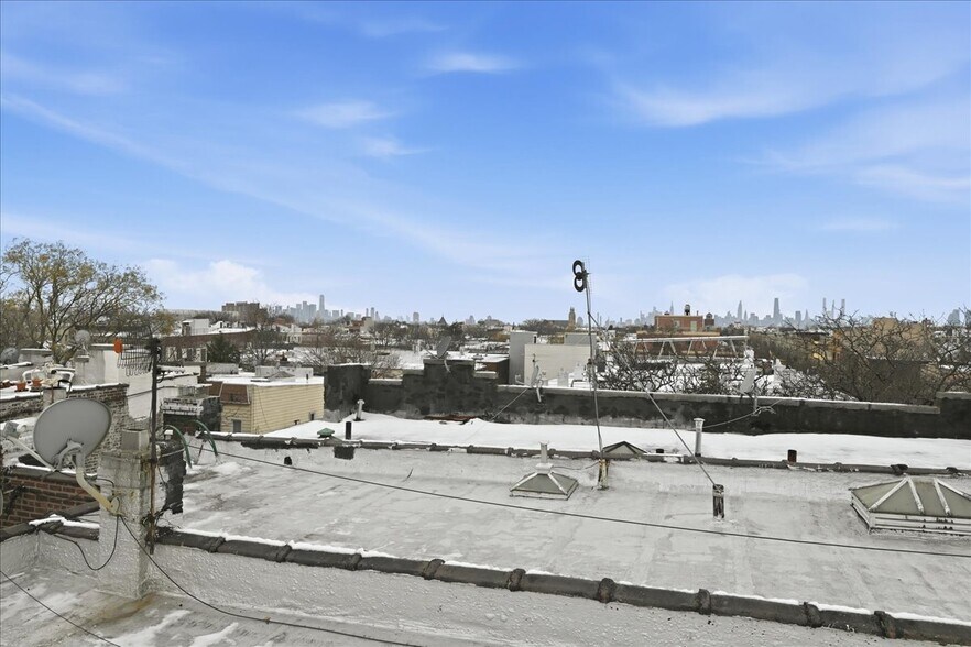 More Photos Of 756 Woodward Ave, Ridgewood Freestanding For Sale