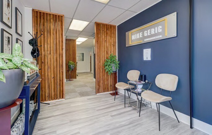 More Photos Of 4520 W Saanich Rd, Victoria Office For Sale