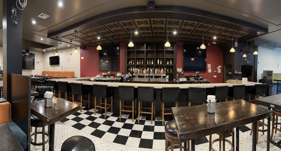 More Photos Of 141-143 N La Brea Ave, Los Angeles Restaurant For Sale