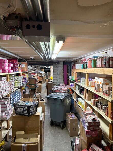 More Photos Of 164-17 Jamaica Ave, Jamaica Unknown For Lease